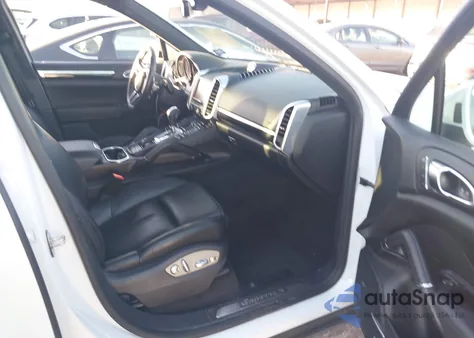 2015 Porsche Cayenne S z USA, uszkodzony, nr VIN WP1AB2A26FLA57139